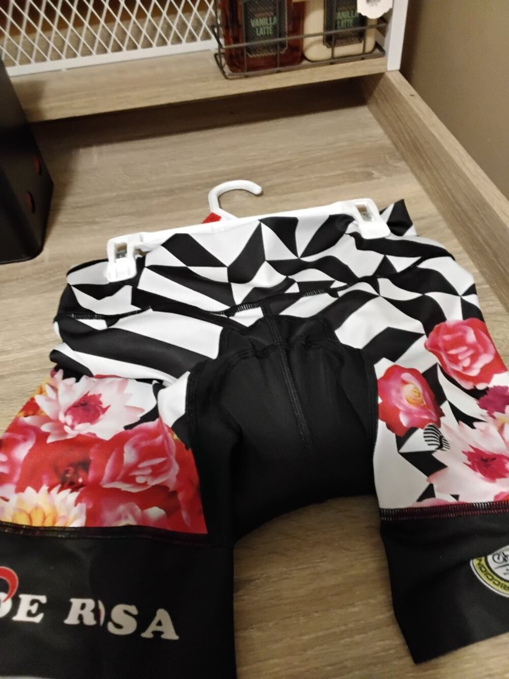 Bike woman short designer itimes size meduim new excellent condition